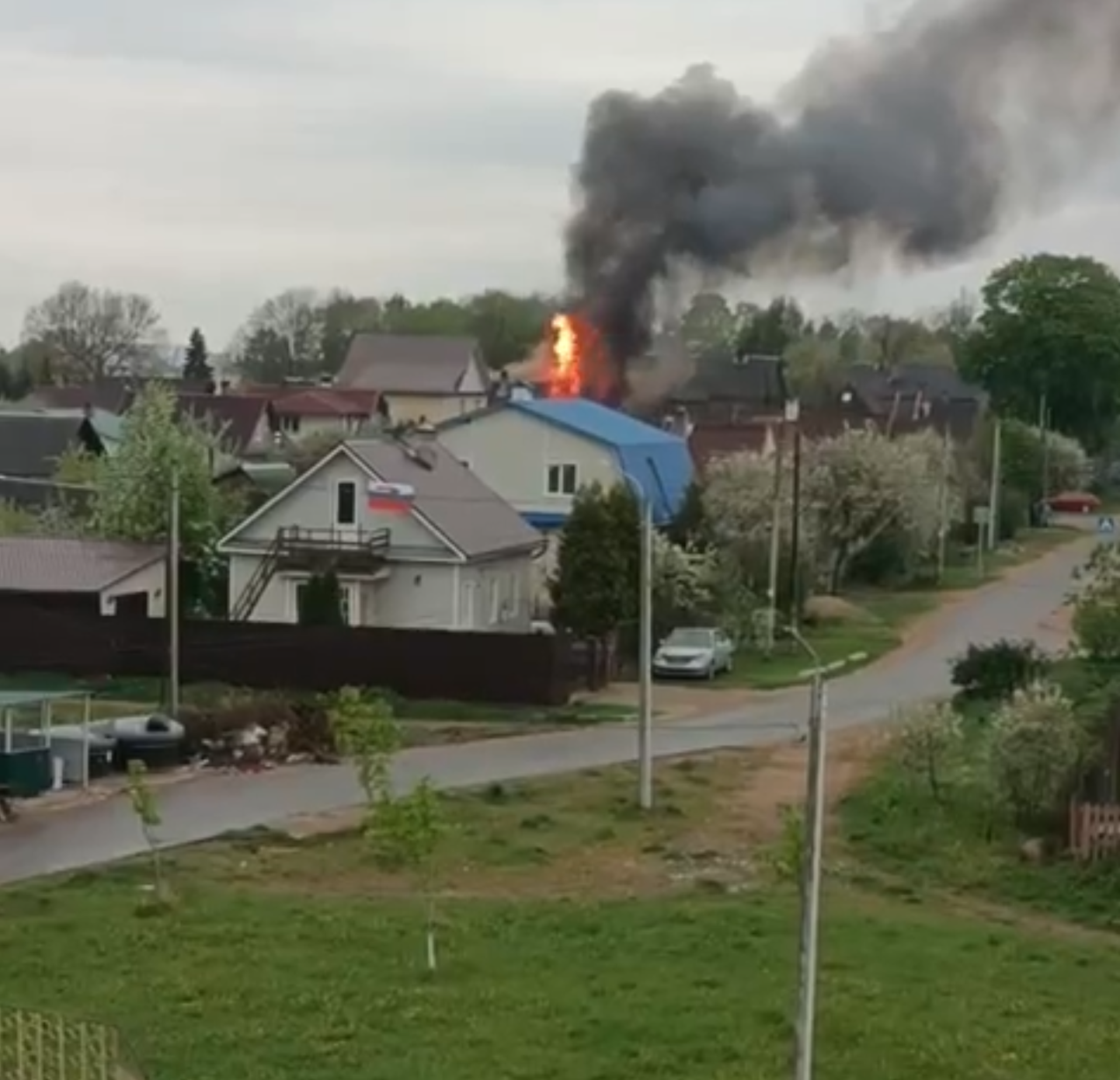 Пожар в Ивангороде заставил поволноваться нарвитян