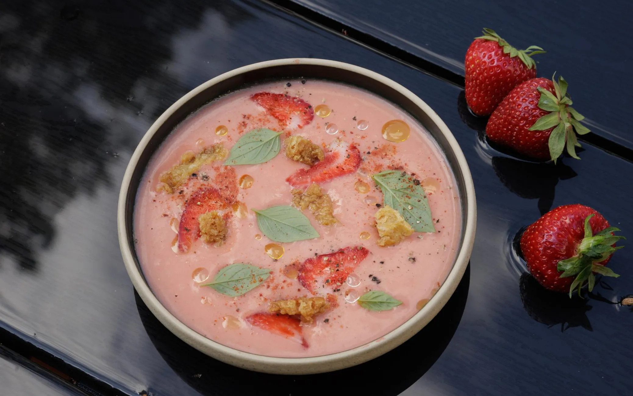 Külm suvesupp – maasika-gazpacho.