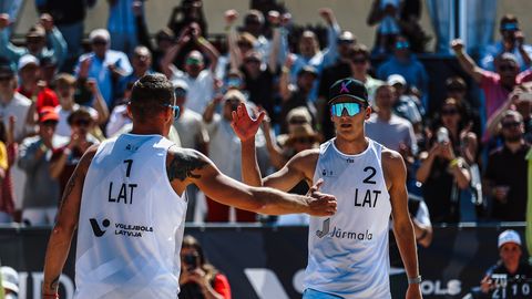 Pļaviņš in Fokerots uspešno začela obrambo naslova evropskih prvakov v odbojki na mivki