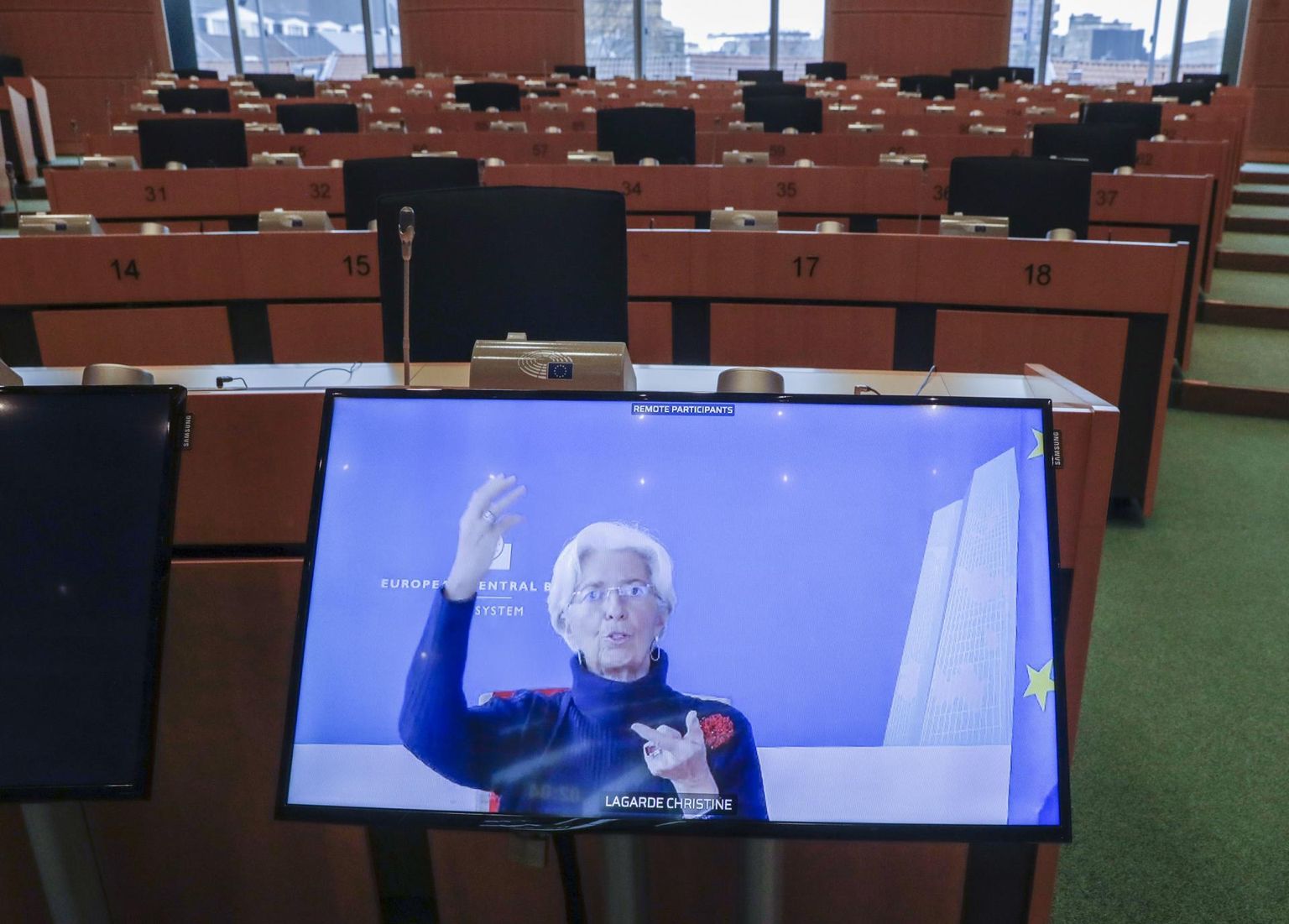 Möödunudnädalasel Euroopa Keskpanga presidendi Christine Lagarde’i kuulamisel europarlamendi majanduskomisjonis osalesid saadikud kodukontorist ja istungisaal oli tühi. 