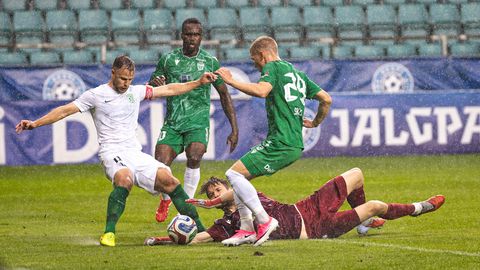 Flora snatches dramatic derby win over Levadia with last-minute goal