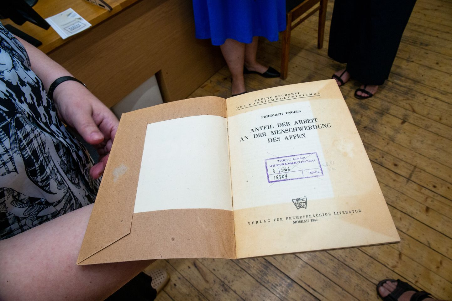 78 aastat tagasi Tartust Saksamaale saadetud trükis on taas linnaraamatukogus.