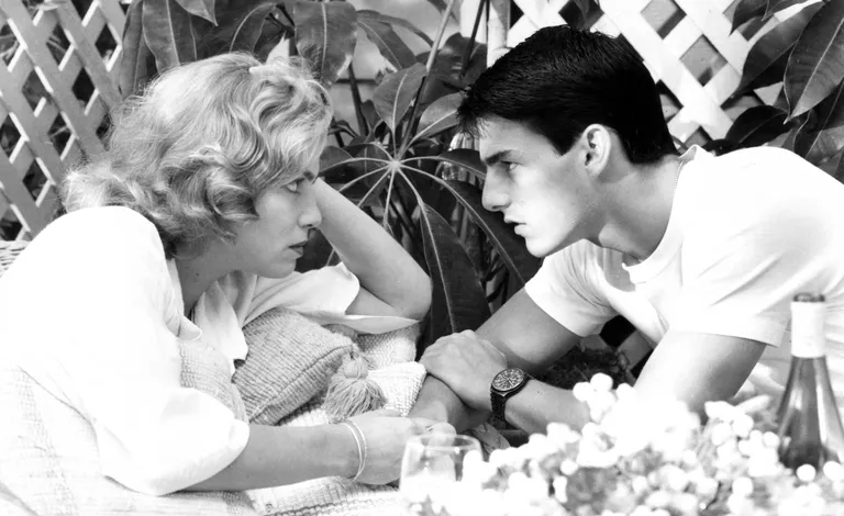 Kaader 1986. aasta filmist «Top Gun». Vasakul Kelly McGillis ja paremal Tom Cruise