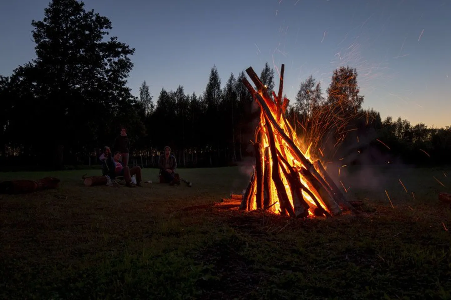 Viljandis Huntaugu mäel algavad järgmisel nädalal Eesti riigi 100. aastapäeva sündmused lõkkeõhtuga.