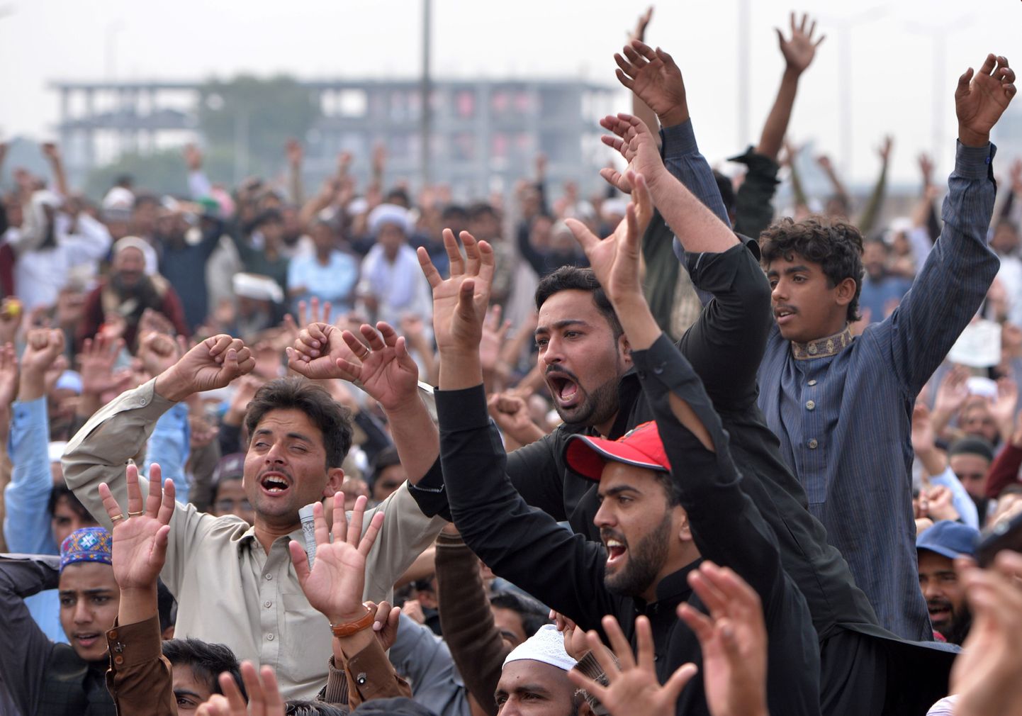 Islāmistu protesti pret zaimošanā notiesātas kristietes atbrīvošanu Pakistānā