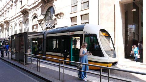 Naine tabas trammijuhi seksistlikult grupivestluselt – üks telefonifoto käivitas Milanos avaliku transpordi skandaali