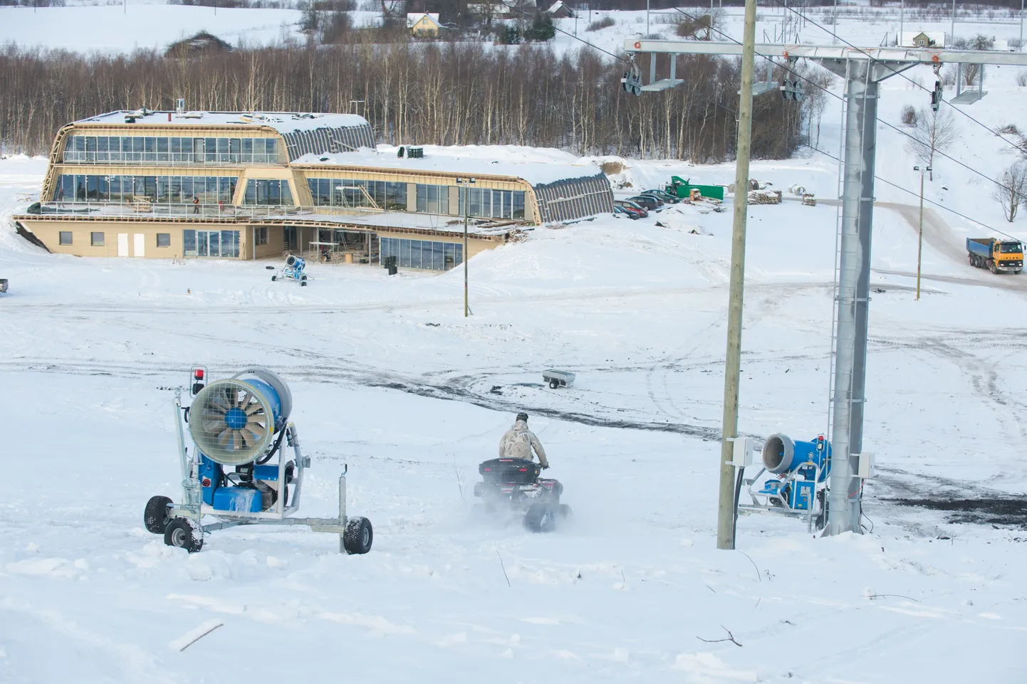 Eestis leiab ikka, mida avastada. Kunagisest Kiviõli tuhamäest on saanud suusakeskus.