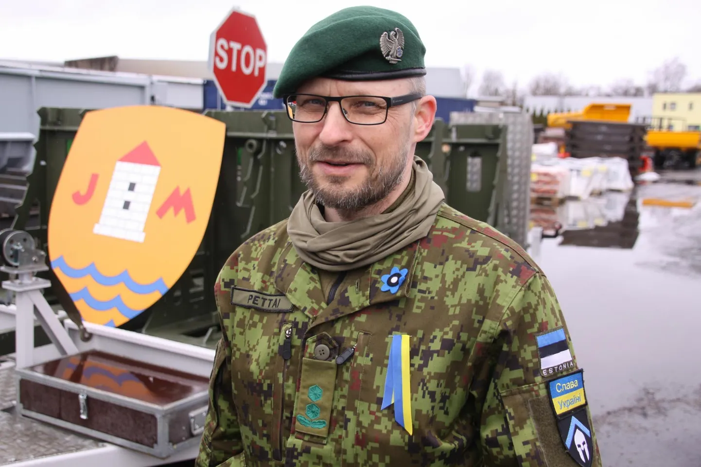 Kaitseliidu Järva maleva pealik kolonelleitnant Kuido Pettai kinnitab, et Paidesse kavandatava maleva staabi- ja tagalahoone ei kujuta endast linnale ohtu. Samasugused tüüphooned on Jõgeval, Kuressaares ja Tallinnas ning paanikaks pole põhjust.