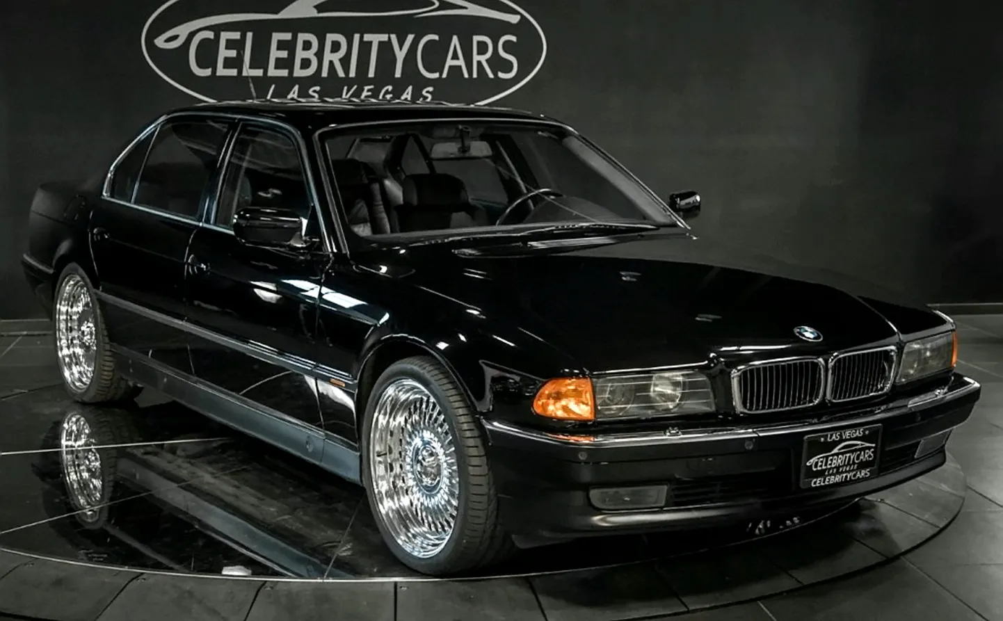 Автомобиль BMW 750iL, в котором погиб Тупак Шакур