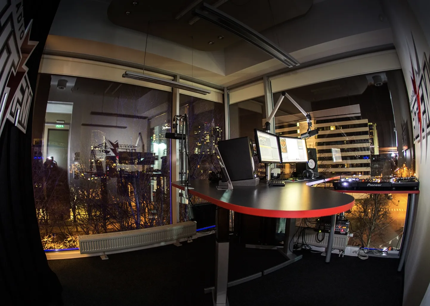 HIT FM lõpetab oma tegevuse.