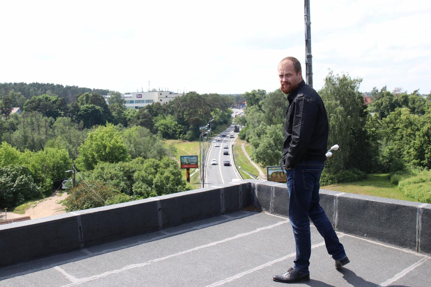 Dmitri Djomuškin näitab Venemaa kõige tähtsamat ja turvatumat teed, kust president Vladimir Putin oma linnalähedasest residentsist Kremlisse sõidab. 
