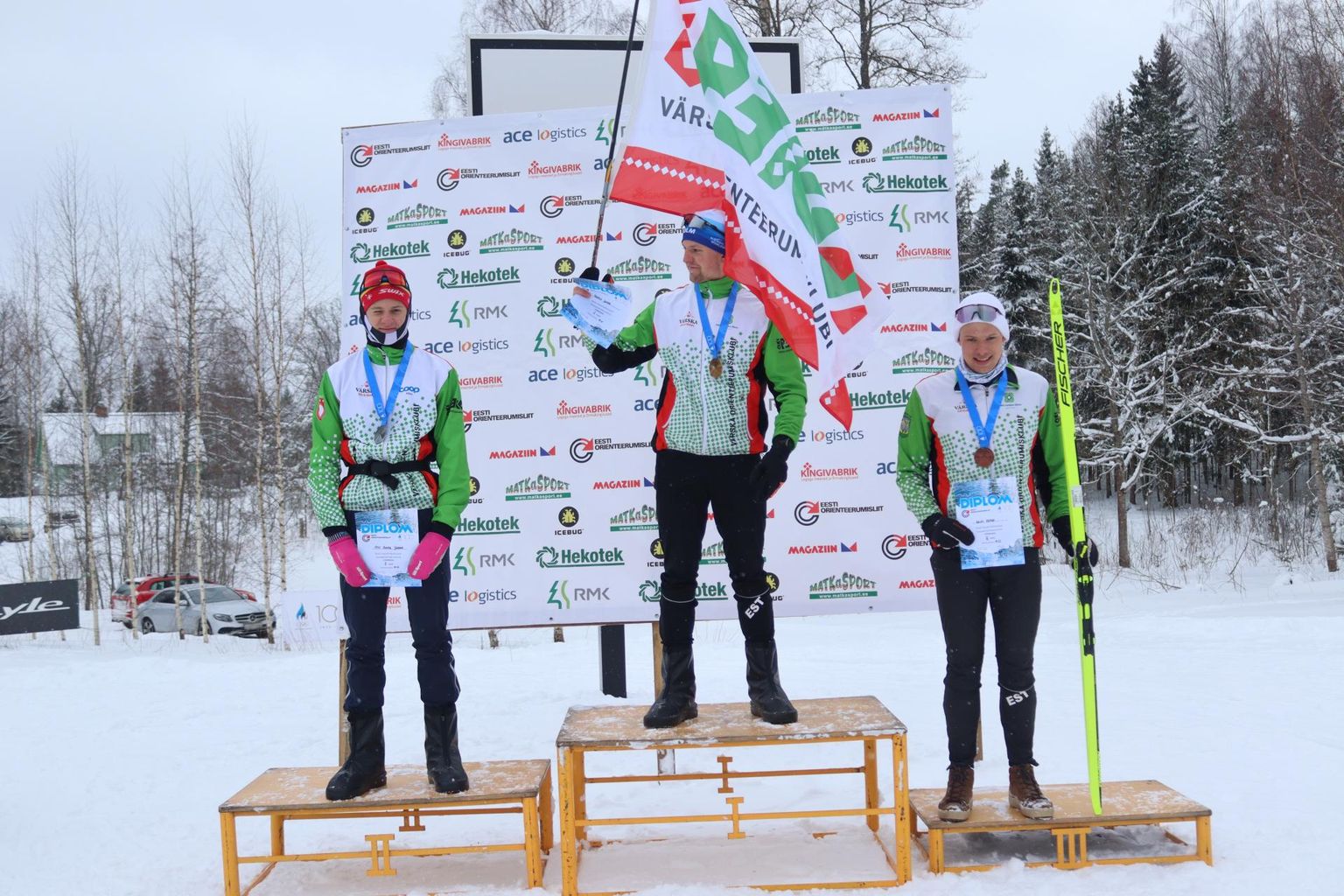 Lühirajal oli meeste põhiklassis kogu pjedestaal OK Peko päralt. Medalid jagasid omavahel Mattis Jaama (keskel), Olle Ilmar Jaama (vasakul) ja Kevin Hallop.