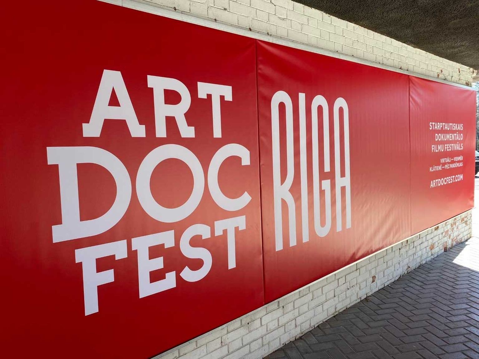 "Artdocfest"