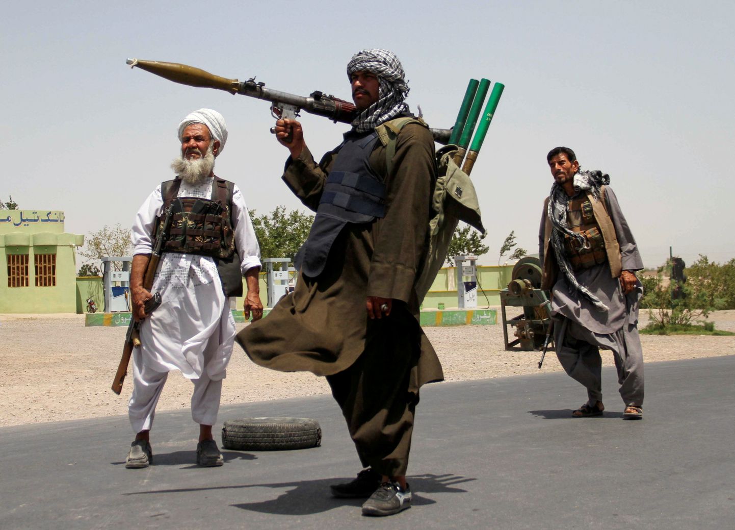 Valitsusvägedega koostööd tegevad endised pühasõdalased Herati provintsis.
