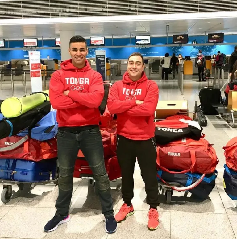Pita Taufatofua ja ta mänedžer Steve