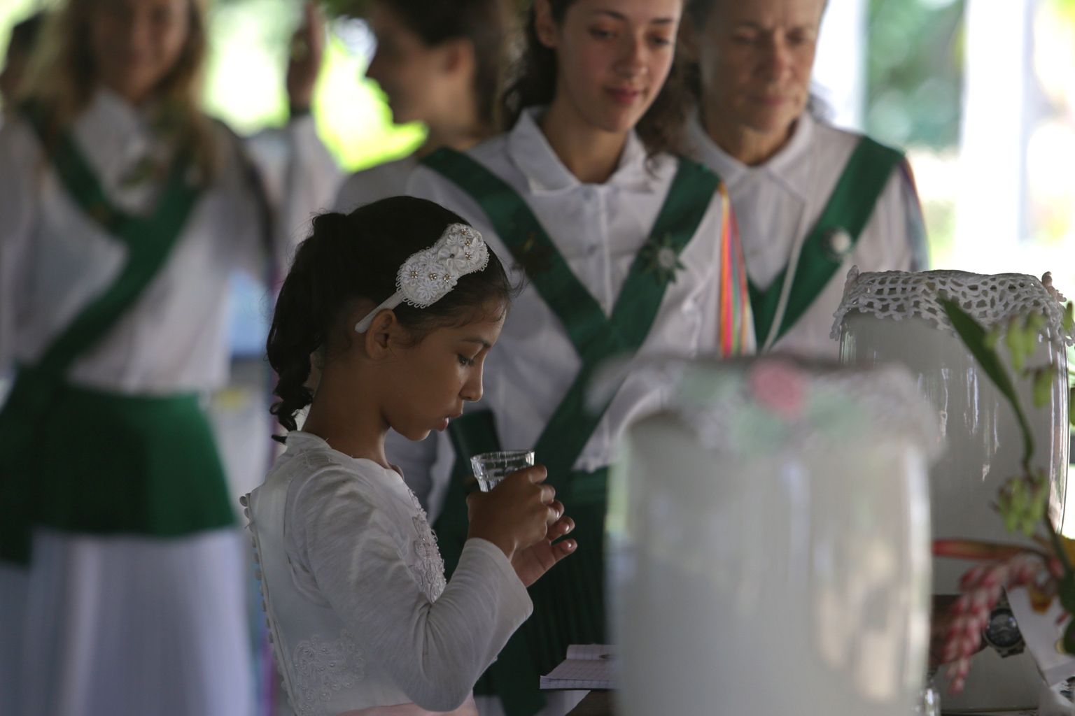Brasiilias tegutsevas Santo Daime kiriku Uue Elu koguduses tarvitavad rituaali käigus ayahuascat ka lapsed.
