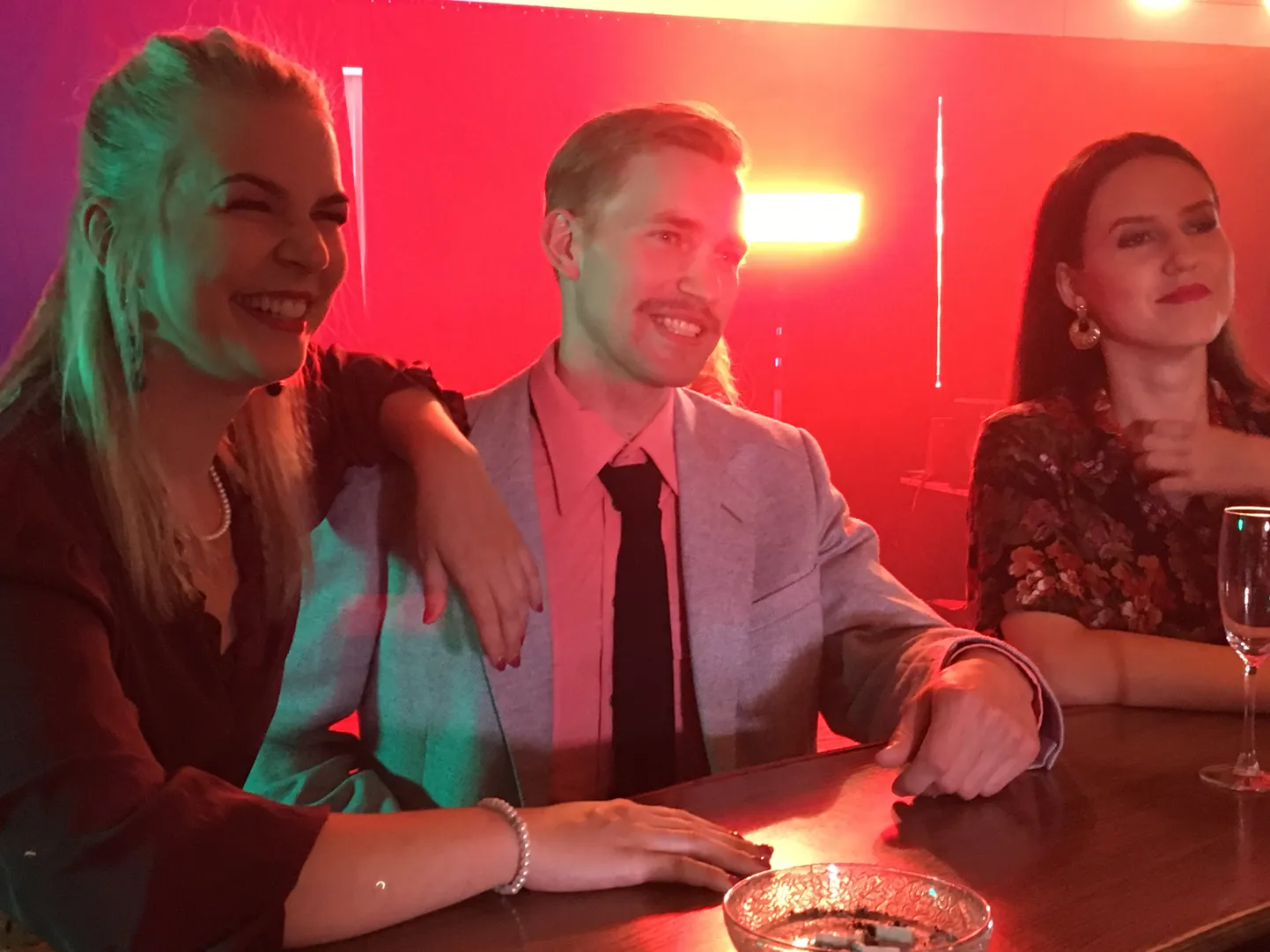 Laulu "Lakutud mees" muusikavideo võtted.