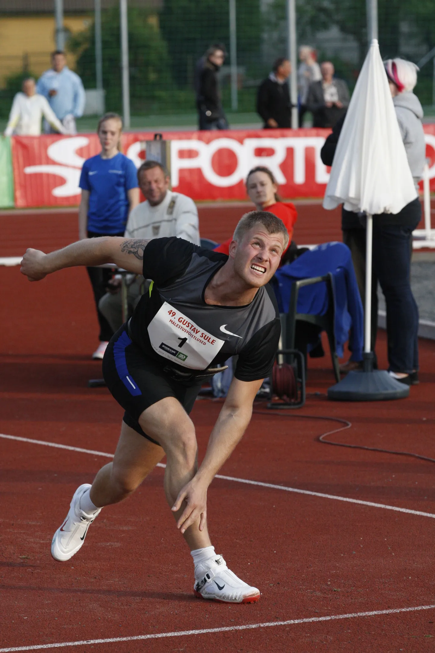 Tanel Laanmäe.