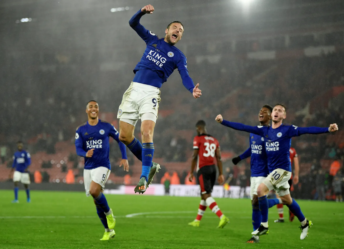 Kõrgustesse tõusnud Jamie Vardy sai kirja kübaratriki