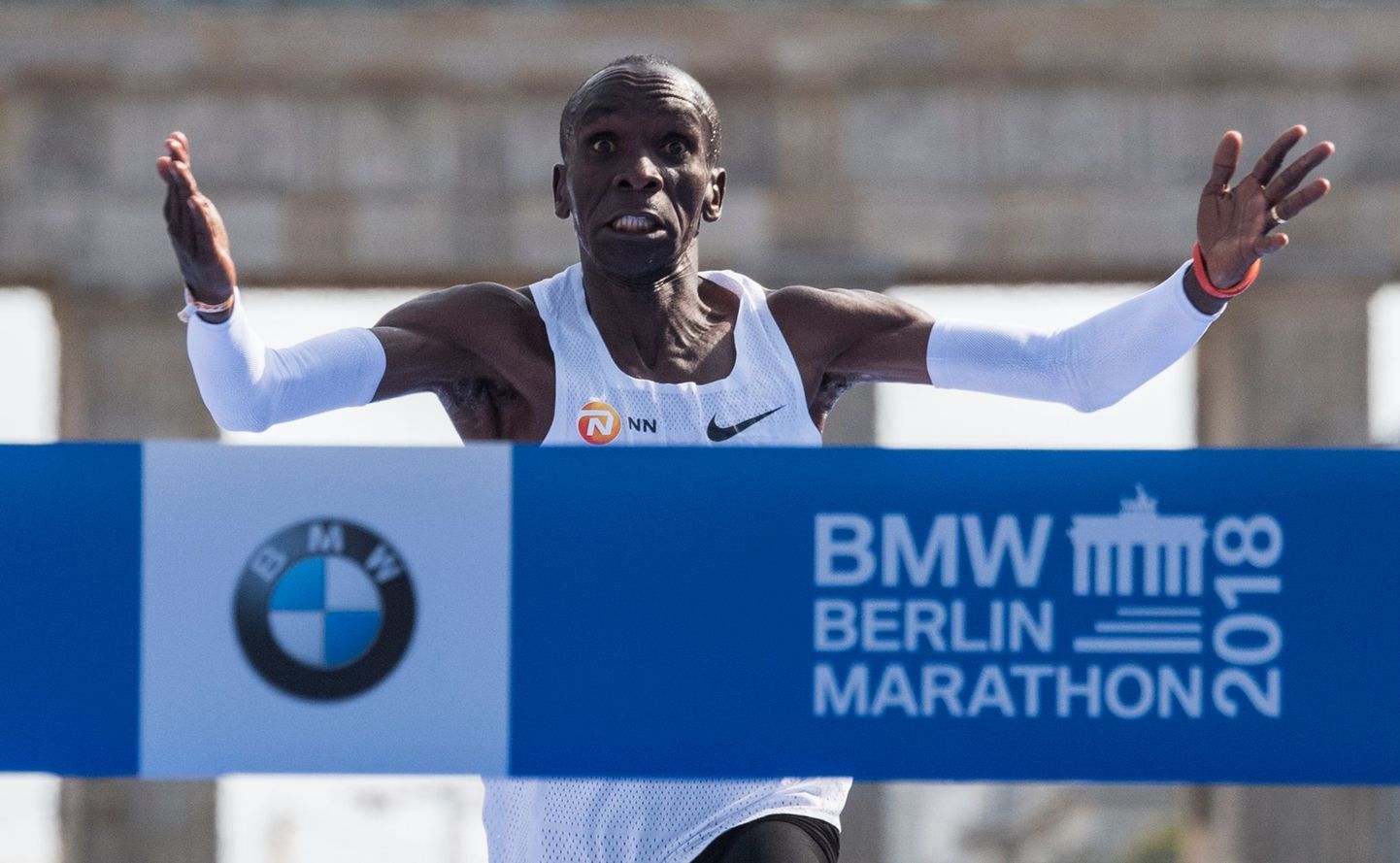 Keenia Maratoonar Eliud Kipchoge võitmas 16. septembril 2018 Berliini maratoni rekordilise ajaga  2:01.39