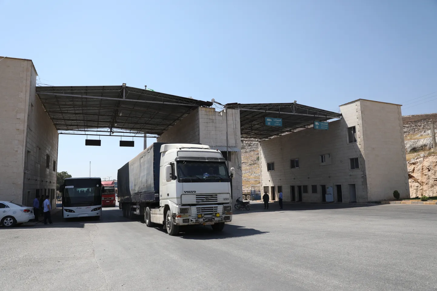 Bab al-Hawa piiriületuspunkt.