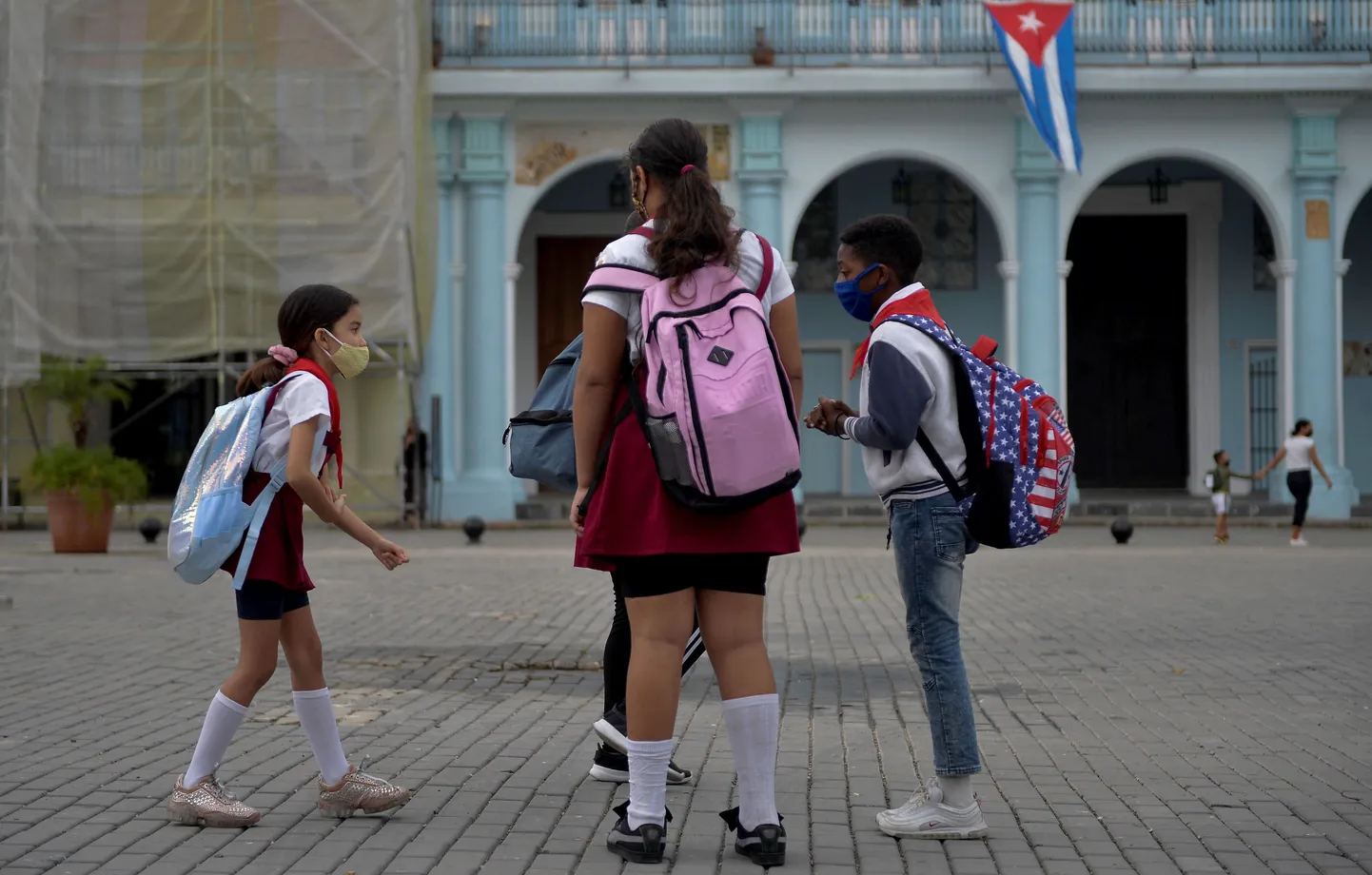 Koolilapsed Havannas 2021. aasta jaanuaris.
