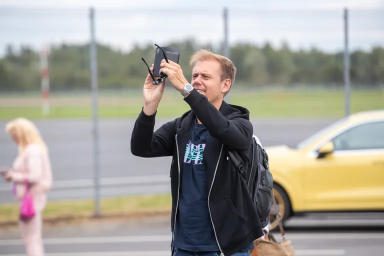 Armin Van Buuren saabus Tallinnasse