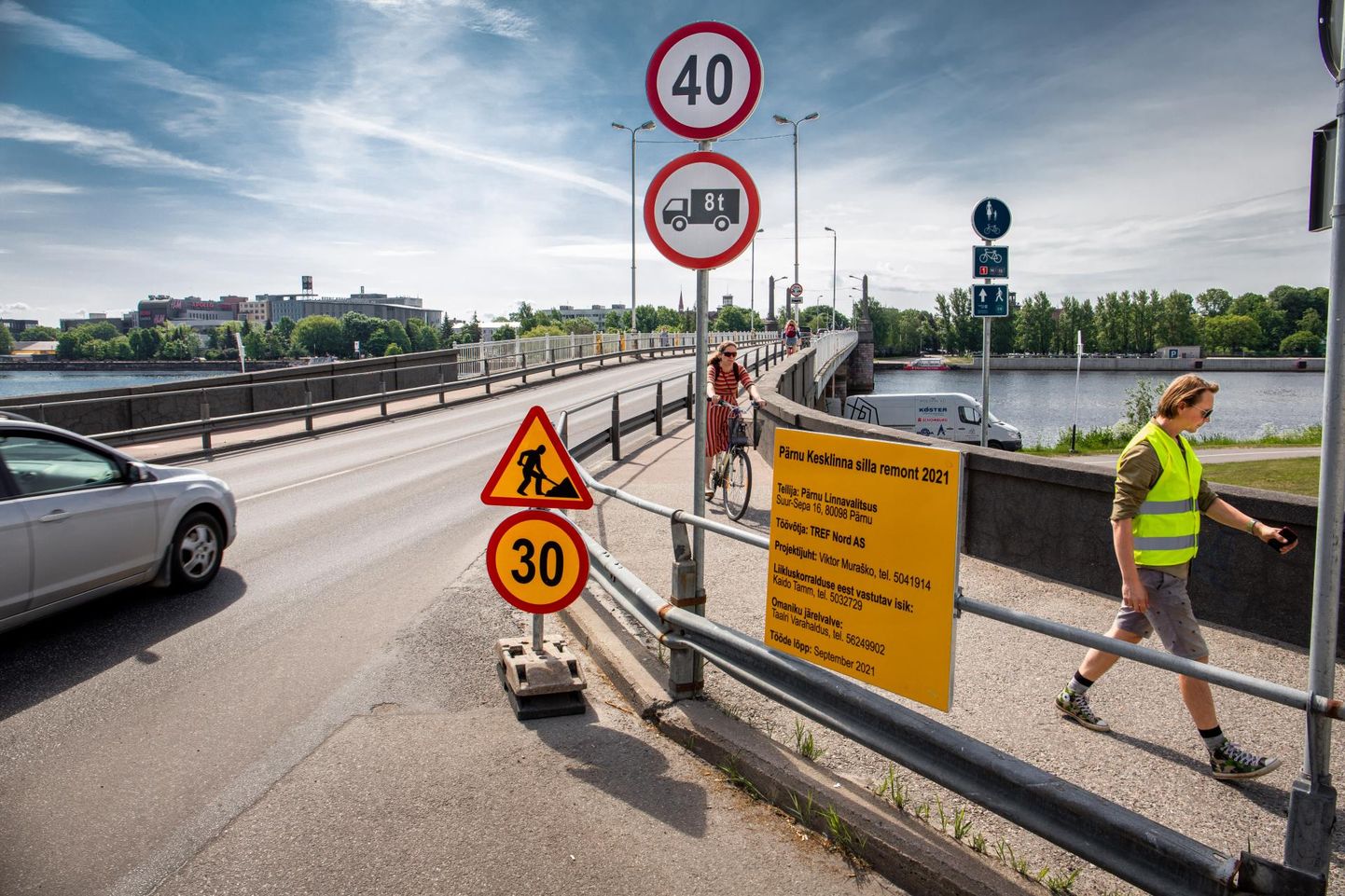 Pärnu Kesklinna sillal algasid ettevalmistustööd kolm kuud kestvaks remondiks.