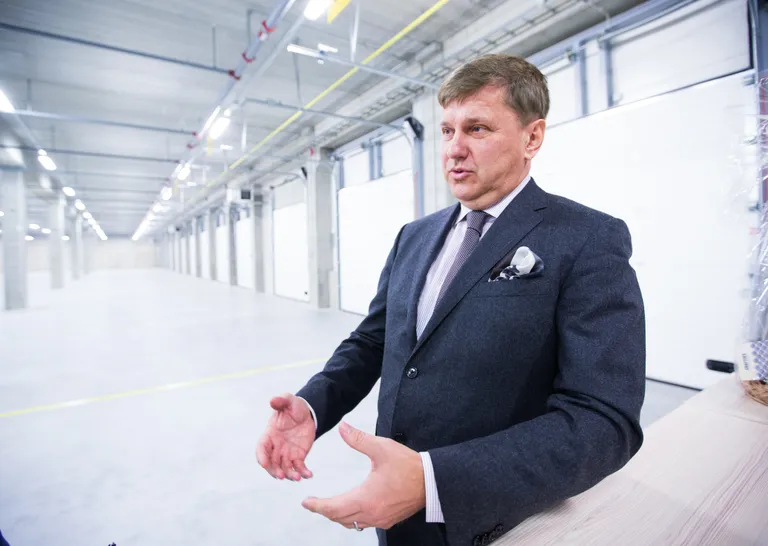 Infortari juhil Ain Hanschmidtil on piinlik, et kuulume ääreturgude hulka.