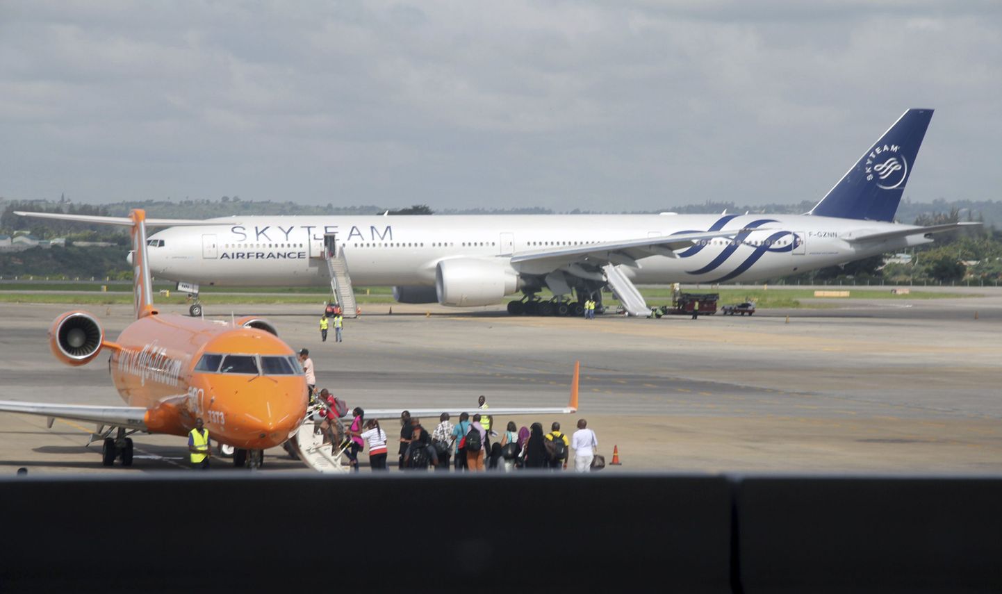 Air France'i lennuk tegi lõhkeseadeldise tõttu Keenias hädamaandumise