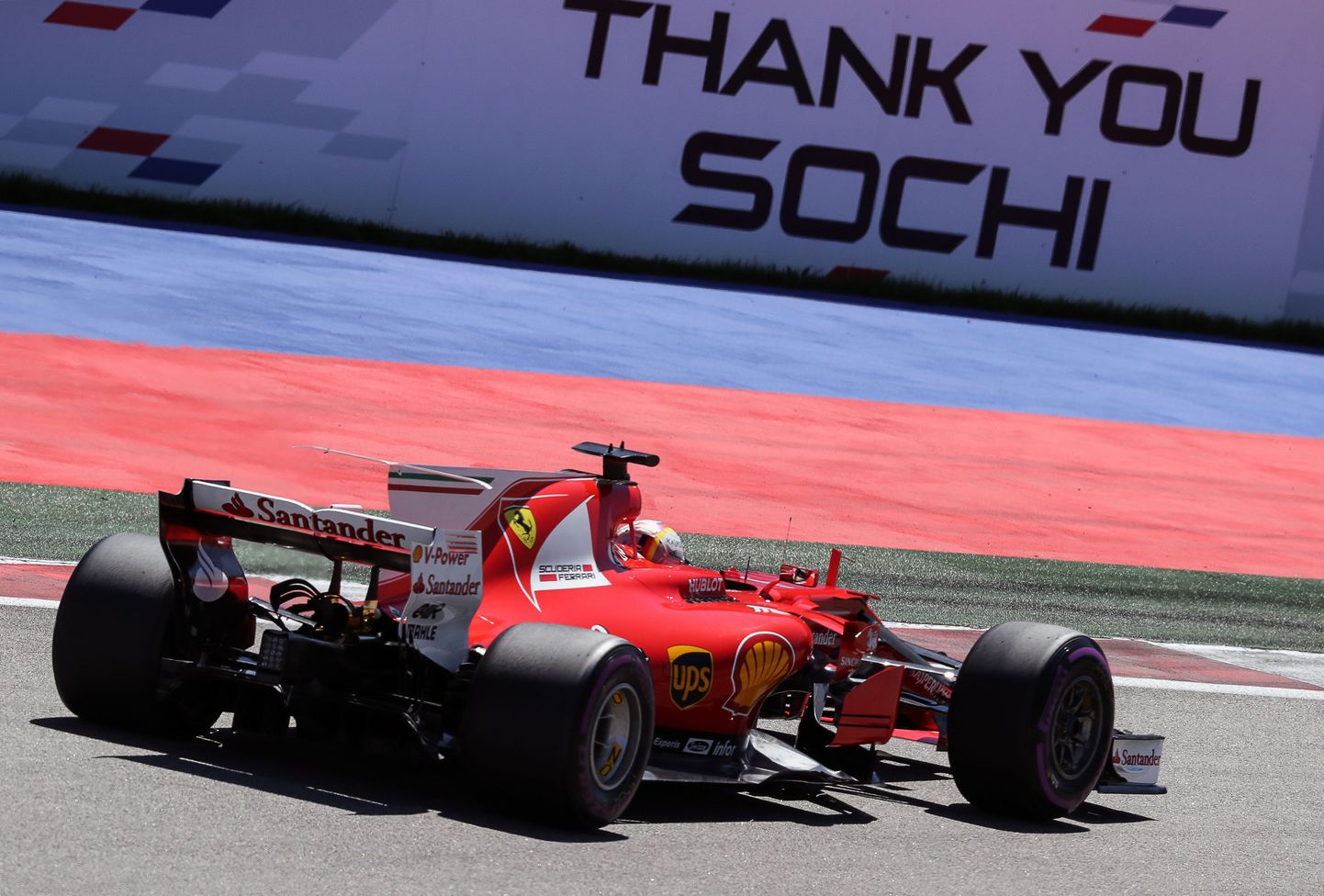 Sebastian Vettel Sotši ringrajal.