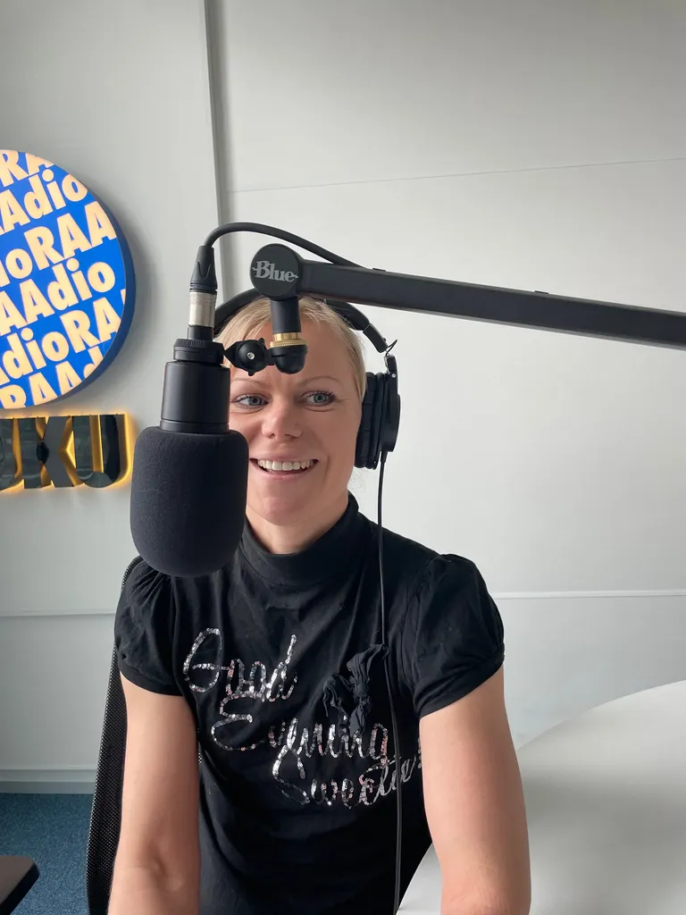 Heidi Hanso kavatses alguses rääkida armumisest üldisemalt, aga siis mõtles ringi ning jagas just nimelt oma isikliku elu armumisi, väga siiralt ja ilma mingi filtrita.