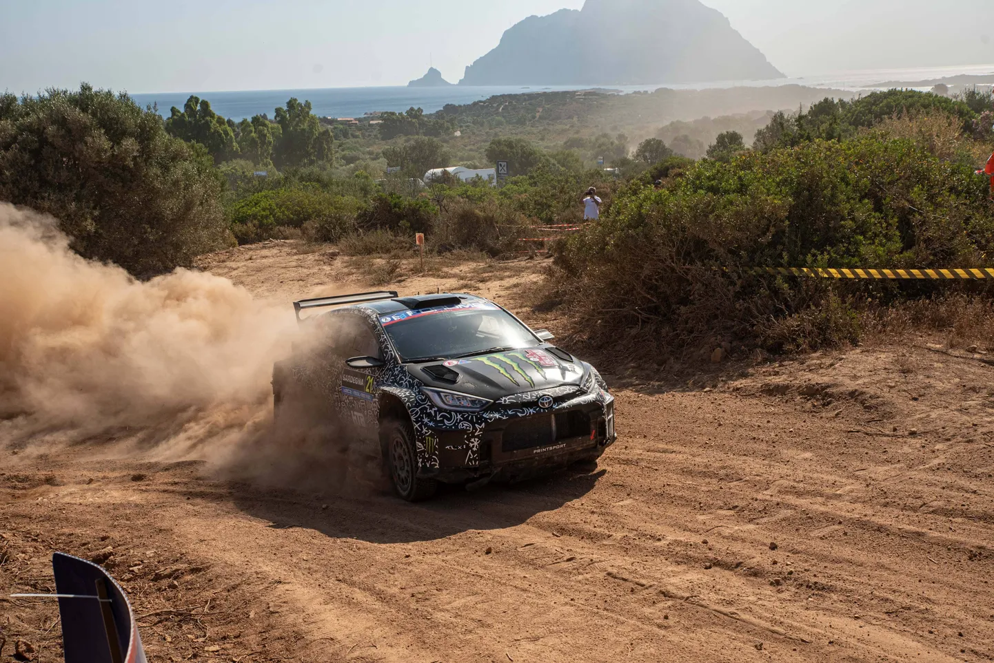 Oliver Solberg Sardiinia rallil.