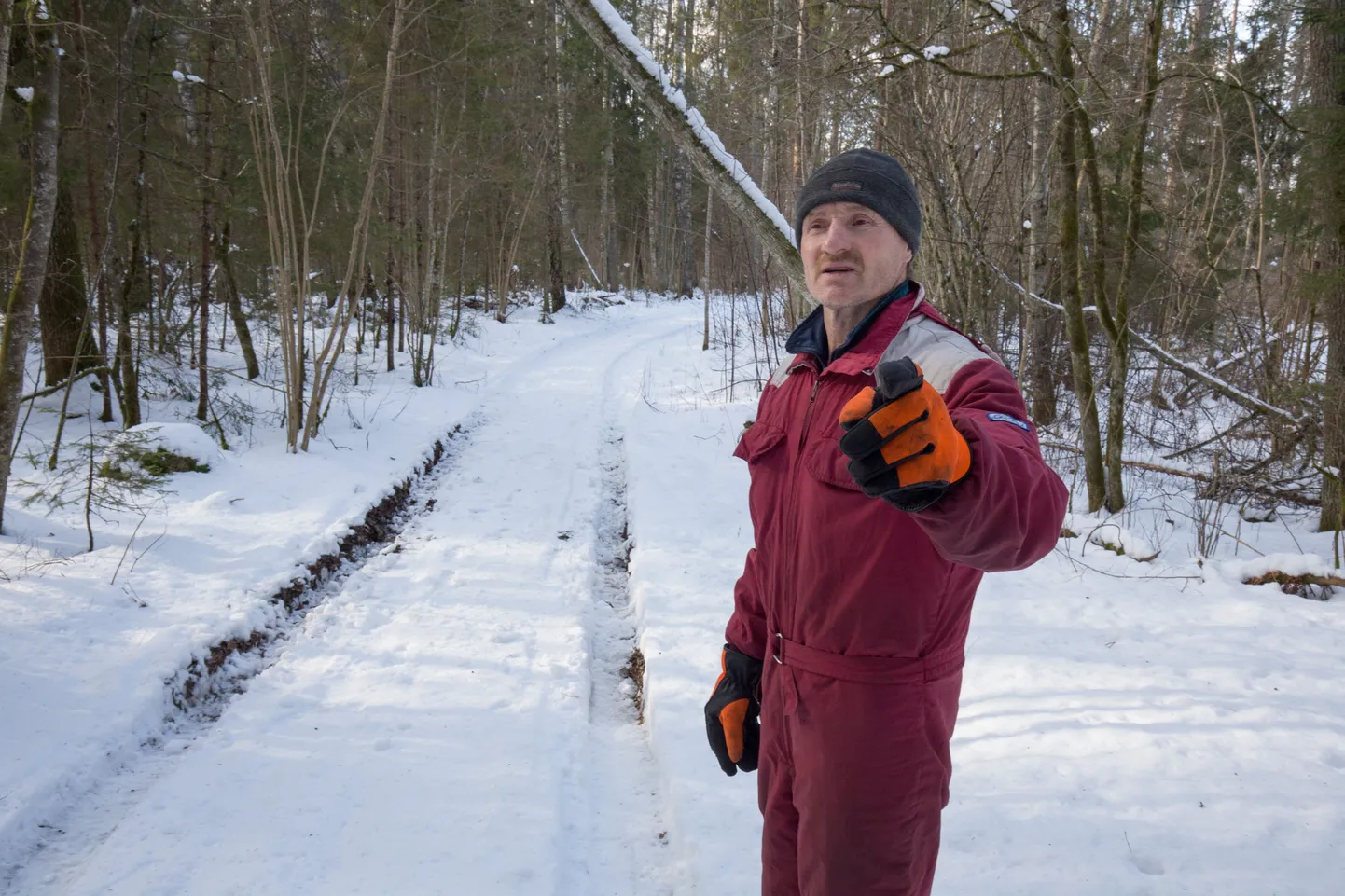 Päri spordihoone juhataja Leho Estorn ootab laupäeval ja pühapäeval suuskadel külalisi.