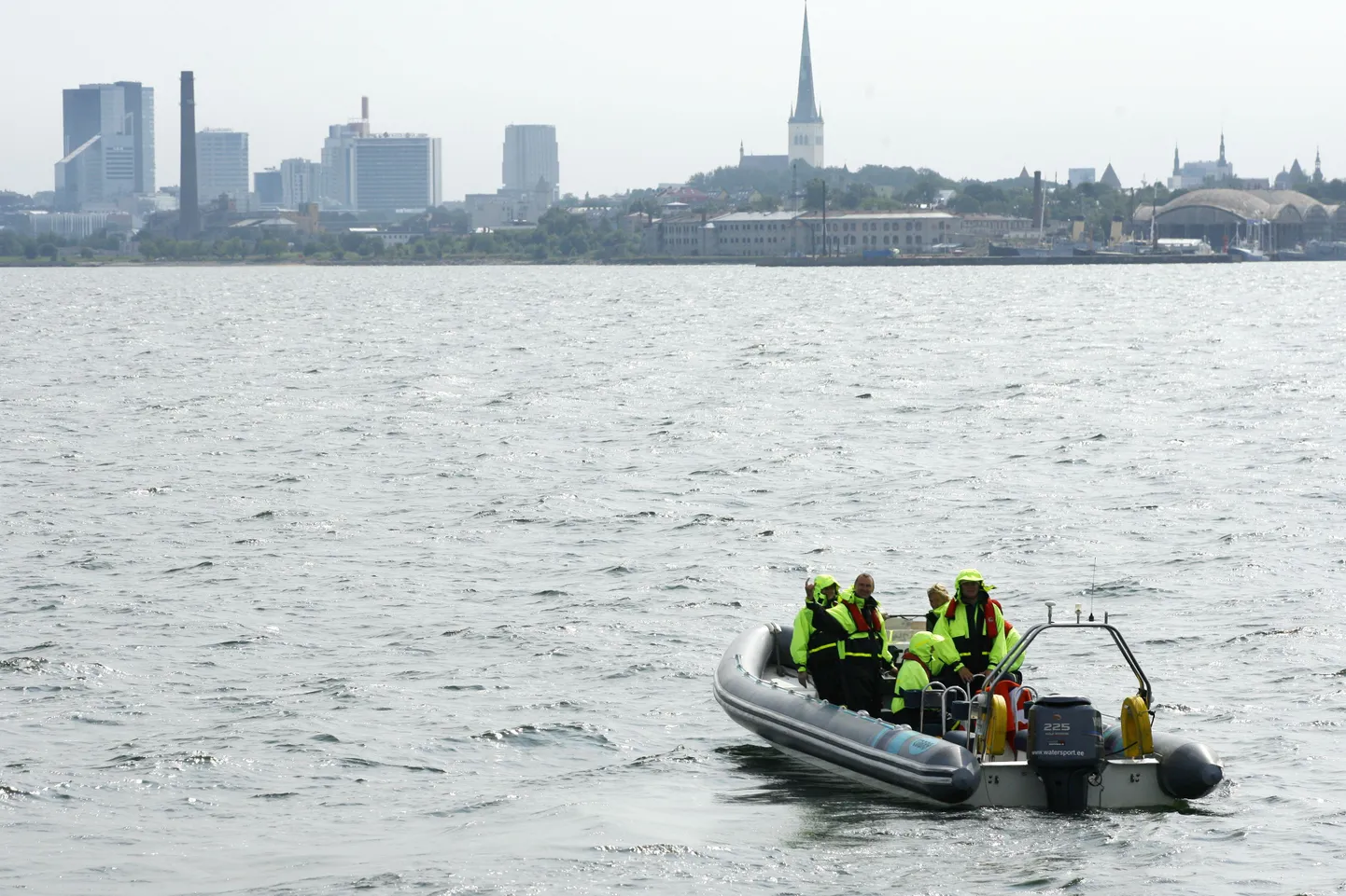 Soome veesõiduki saab paadimaksu hirmus Eestisse registreerida.