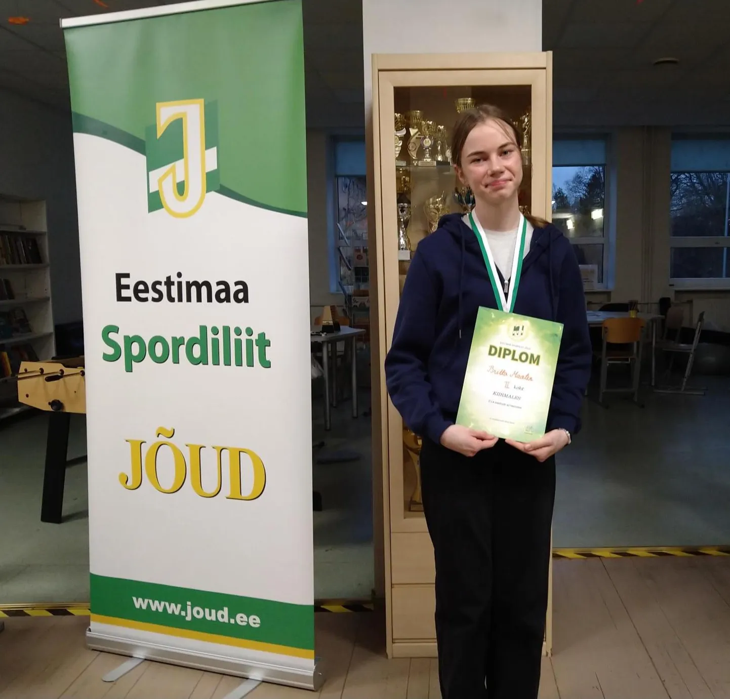Britta Maaten saavutas Eestimaa spordiliidu Jõud meistrivõistlustel U-14 vanuseklassi neidude arvestuses teise koha.