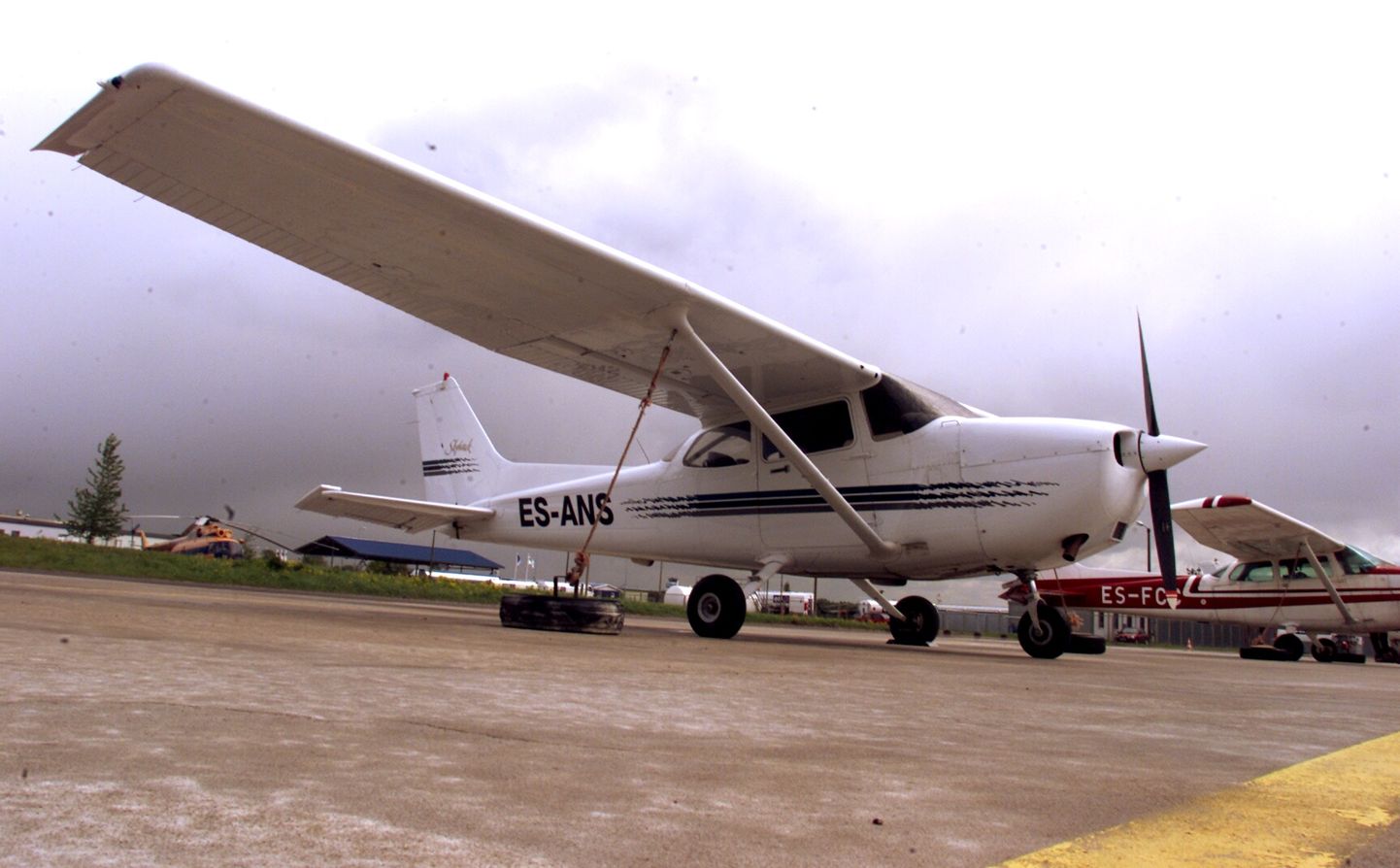 Väikelennuk Cessna 172. Pilt on illustreeriv