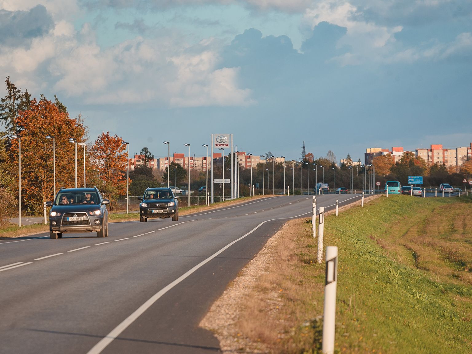 Jõhvi ja Narva vahelisel maanteel liigeldes peab kahe sõidureaga leppima suure tõenäosusega veel märksa kauem kui viis-kuus aastat.