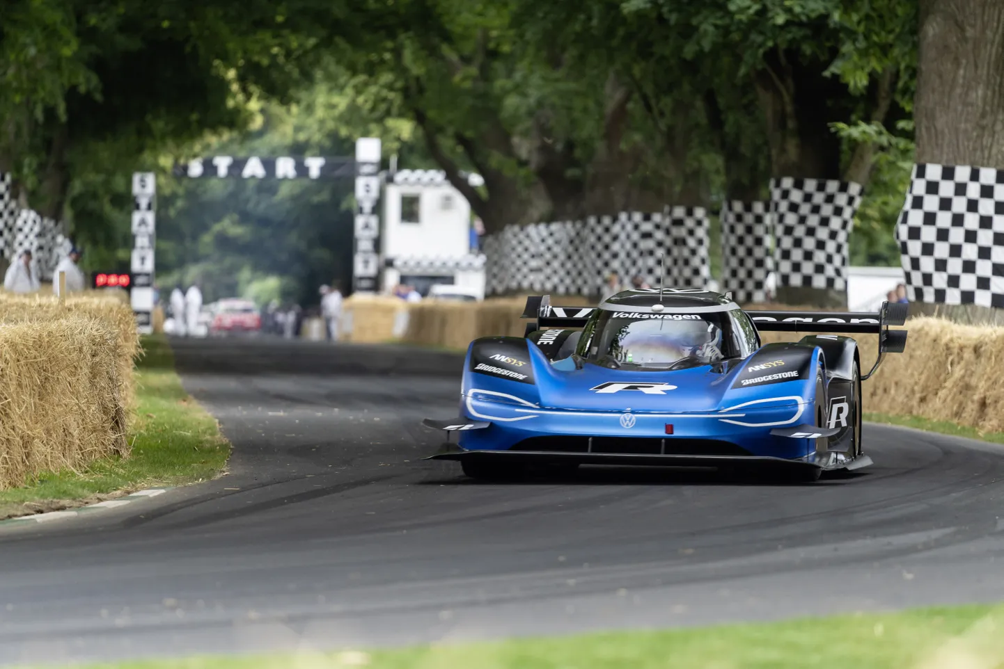 Romēns Dimā un Volkswagen ID.R