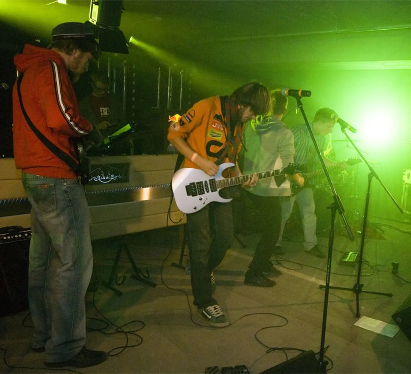 Surakas.