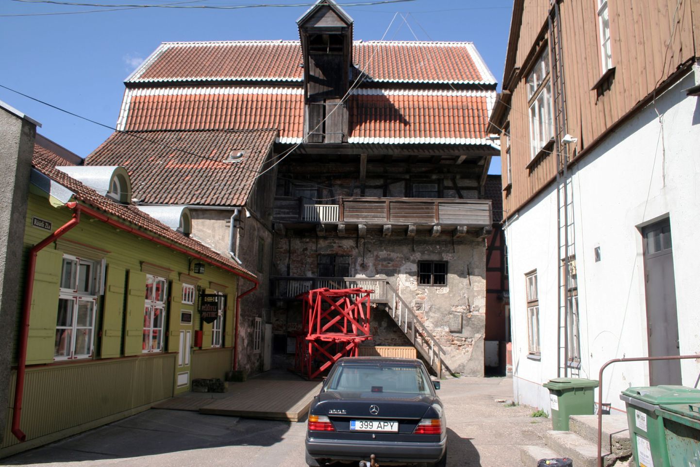 Pärnus aadressil Rüütli 21/23 asub Mohri maja.