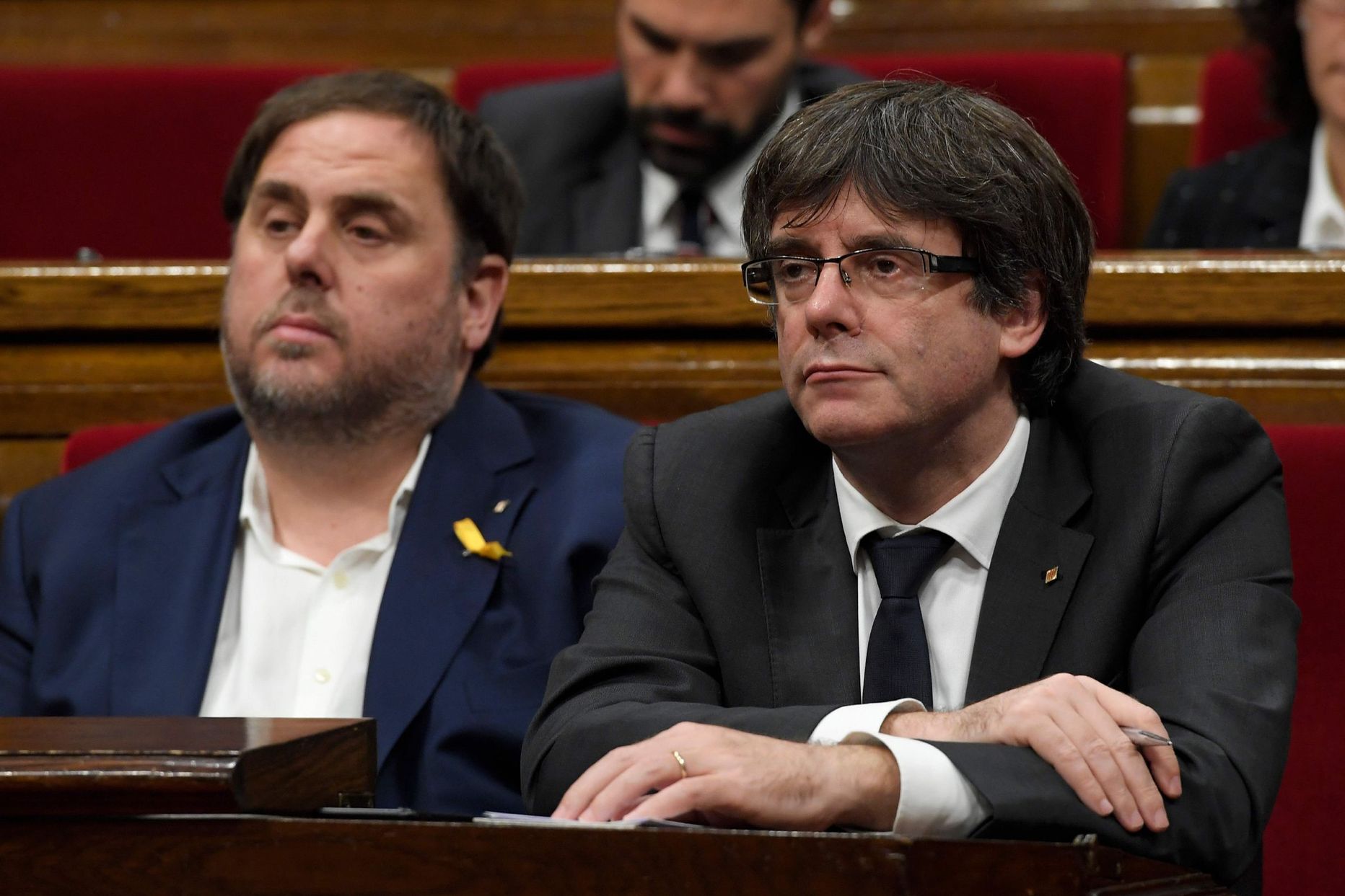 Endine Kataloonia asepresident Oriol Junqueras (vasakul) istub nüüd vangis, kuid on iseseisvusmeelsete katalaani valijate seas populaarsem kui tema Brüsselisse pagenud ülemus Carles Puigdemont.