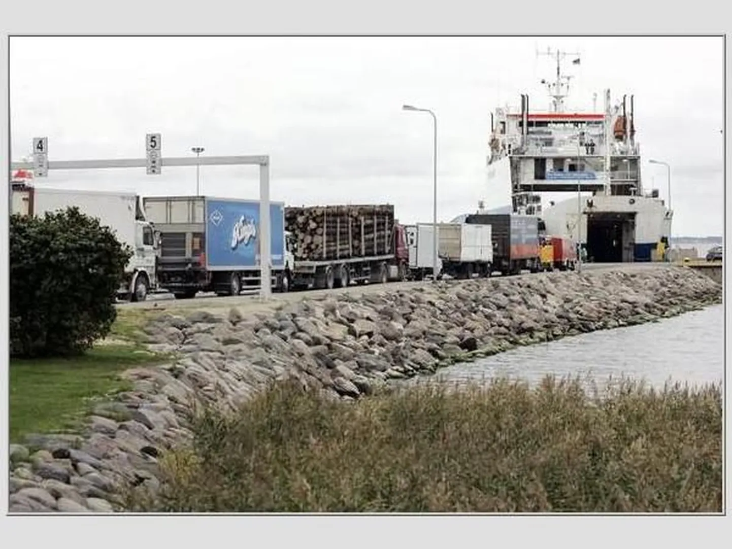 Praamijärjekord Rohukülas