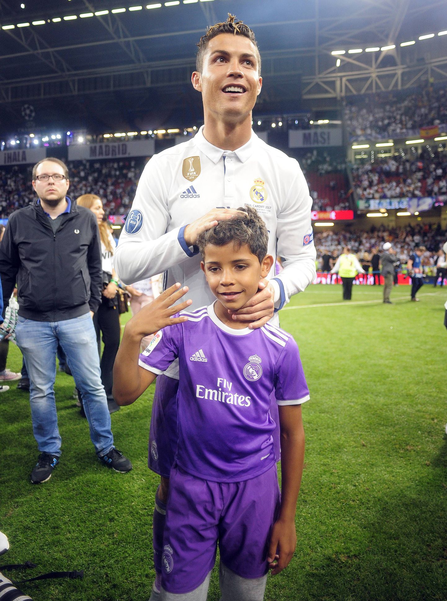 Cristiano Ronaldo ning tema poeg