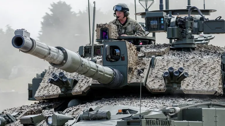 Challenger 2 - современный танк, но их было построено всего около 450 единиц