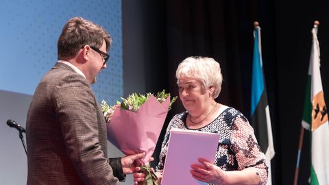 GALERII ⟩ Põlvamaa haridustöötajad võtsid vastu teenitud tunnustuse