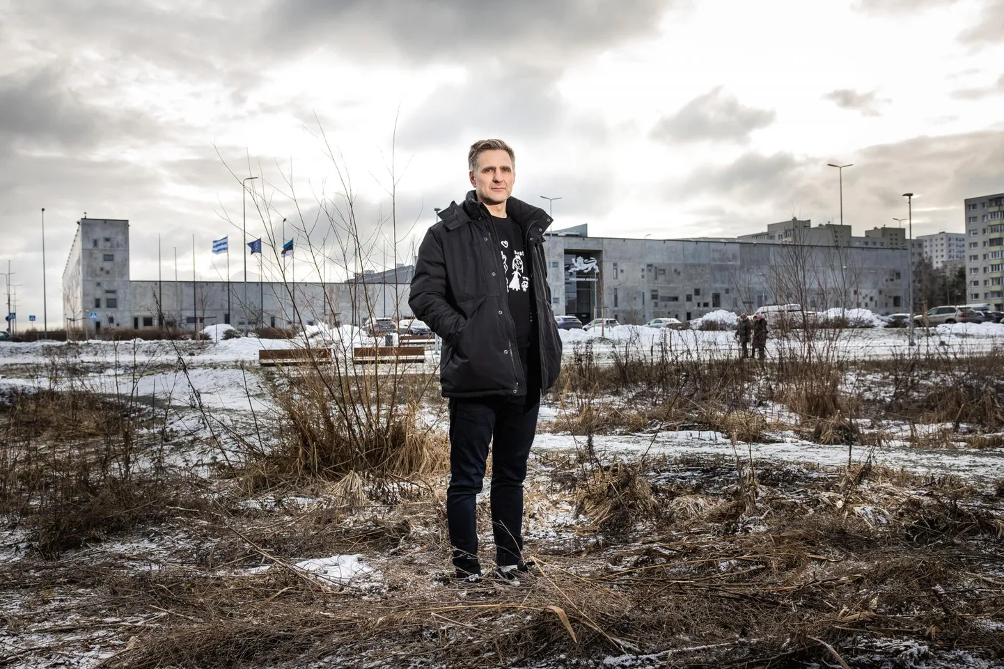 «Eesti laulu» peaprodutsent Tomi Rahula Tondiraba jäähallis. Nädala pärast peetakse siin lauluvõistluse finaal, peaprodutsent Rahula viies.