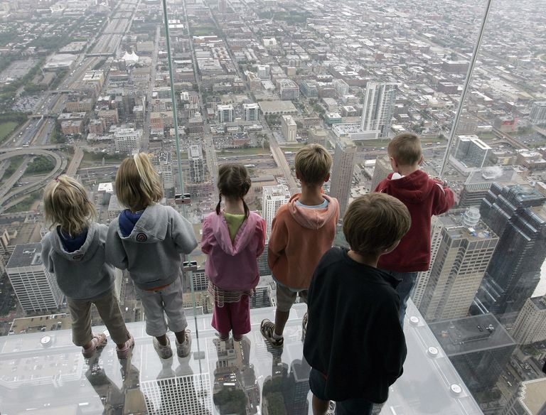 Chicago Willis Toweri 103. korrusel, 412 meetri kõrgusel asuv klaasvaateplatvorm