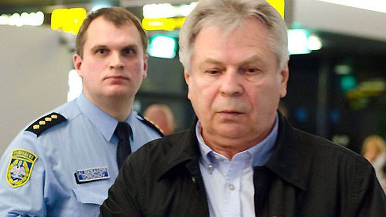 Валерий Тишков в таллиннском аэропорту.