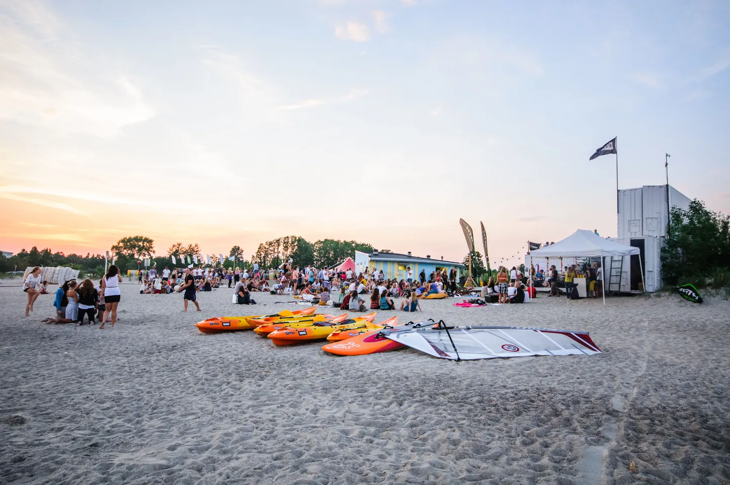 Aloha surfiklubi avab hooaja tasuta üritusega.